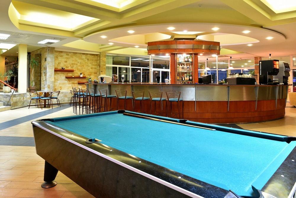 Kaliopa Hotel Αλμπένα Εξωτερικό φωτογραφία