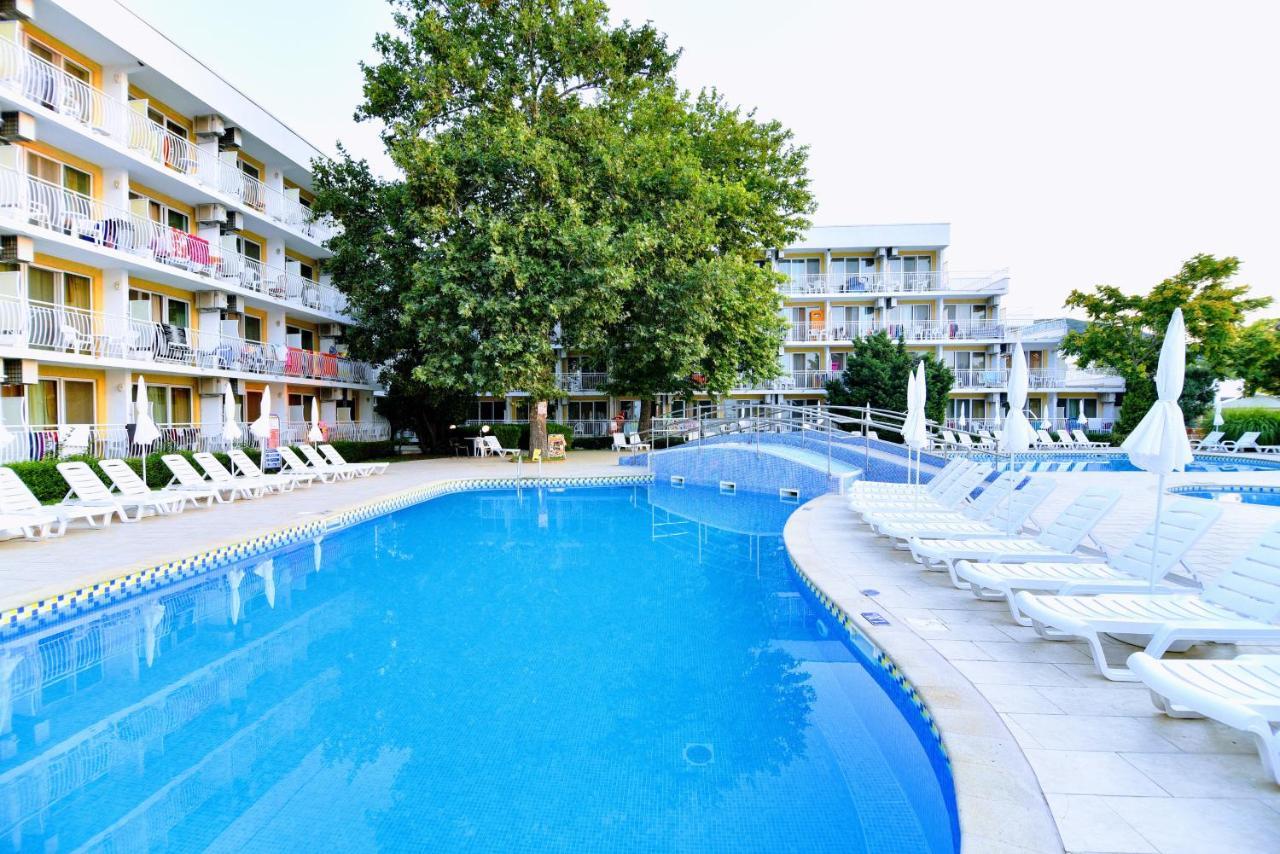 Kaliopa Hotel Αλμπένα Εξωτερικό φωτογραφία