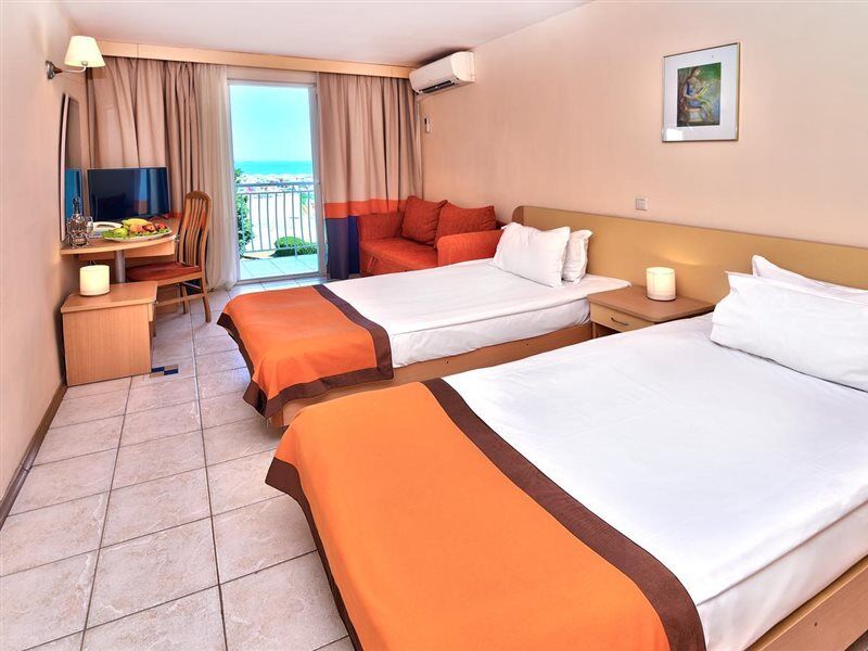 Kaliopa Hotel Αλμπένα Εξωτερικό φωτογραφία